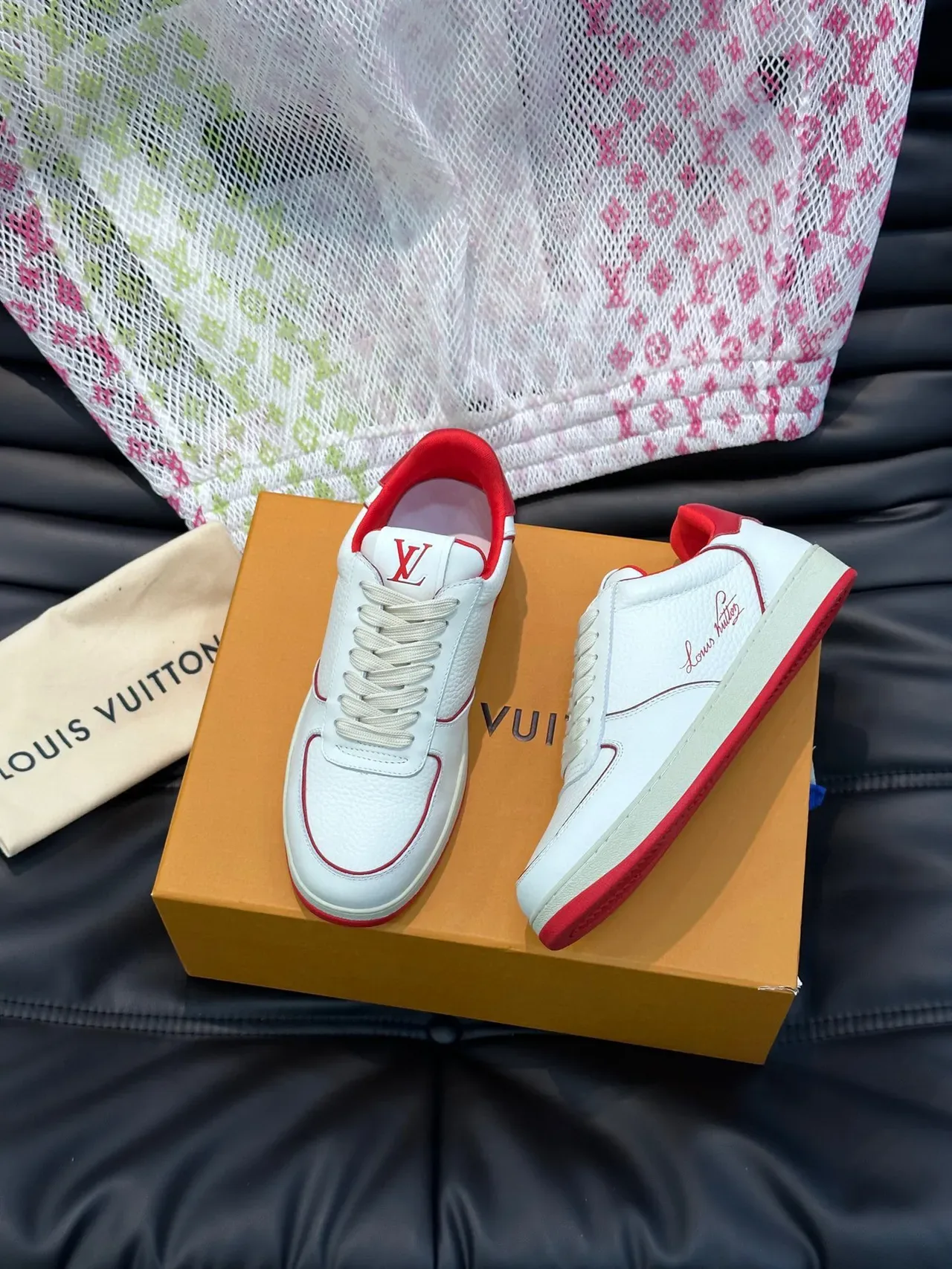 Louis Vuitton LV Trainer White Red Pebbled Leather Contrast Piping Lifestyle Sneakers 9