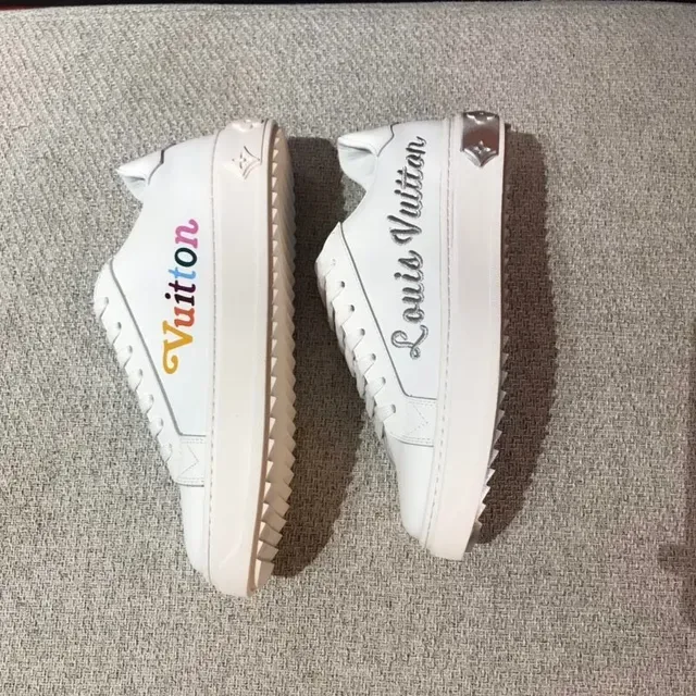 Louis Vuitton LV Trainer White Silver Leather Upper Script Logo Side Branding Lifestyle Sneakers 7