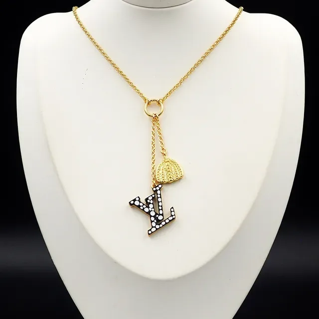 Collier pendentif Monogram Louis Vuitton LV x YK Iconic Gold Black Chain 6
