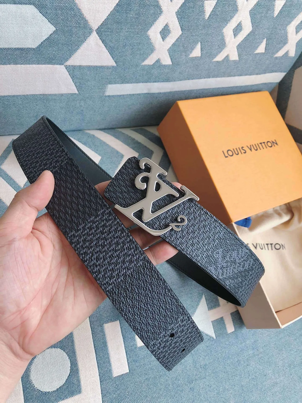 Louis Vuitton LV² Belt Dark Blue Textured Leather Belt 2
