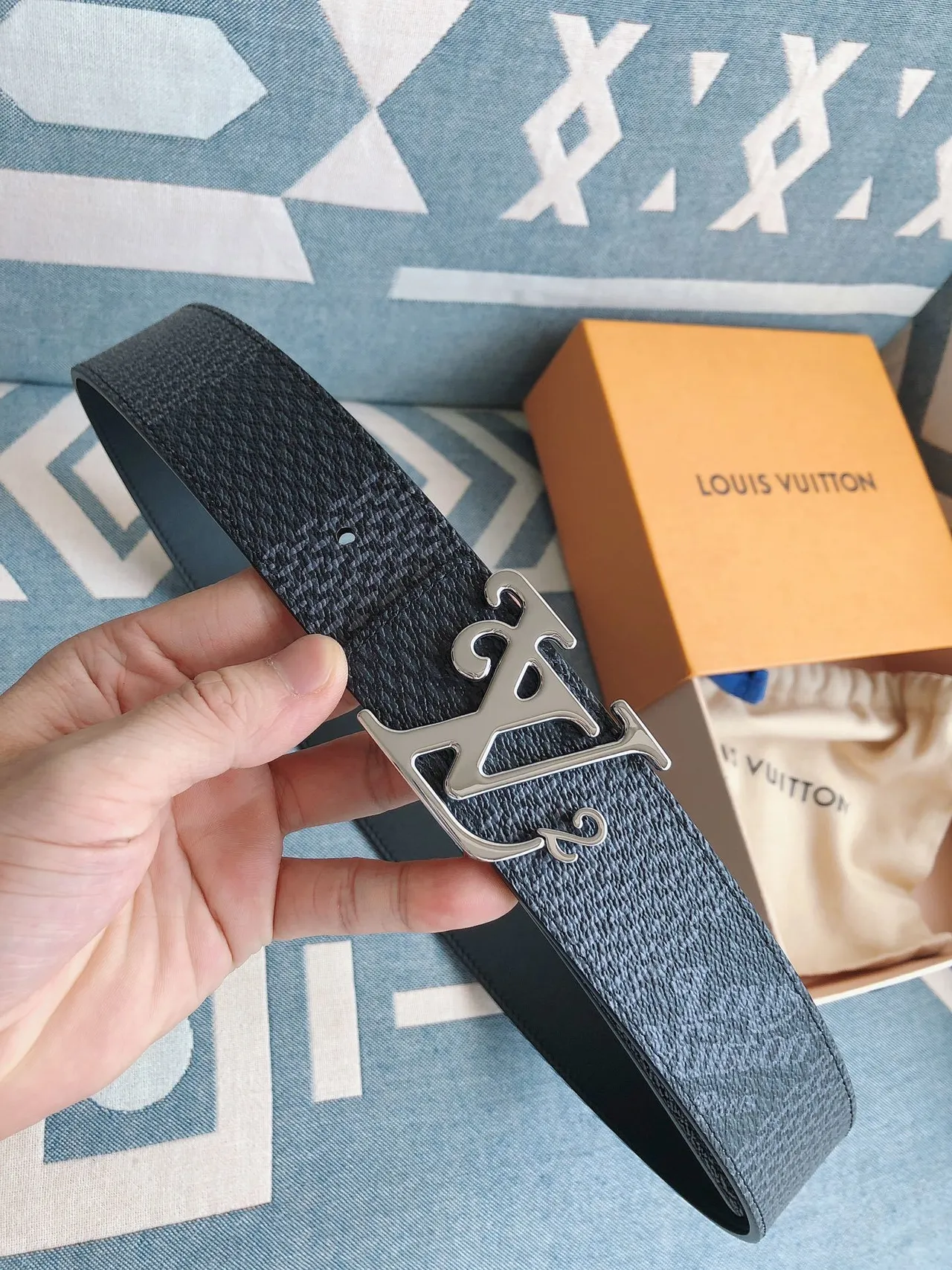Louis Vuitton LV² Belt Dark Blue Textured Leather Belt 8