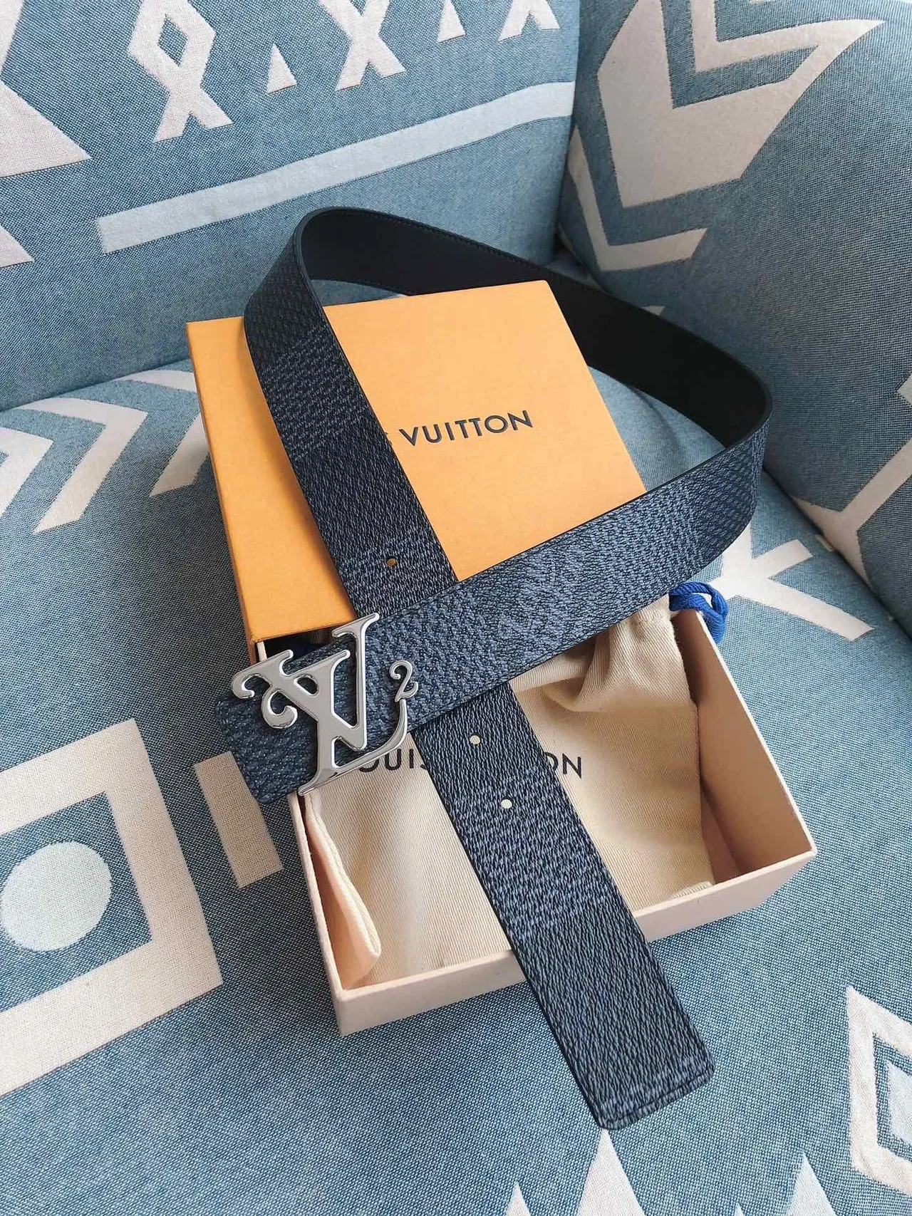 Louis Vuitton LV² Belt Dark Blue Textured Leather Belt 9