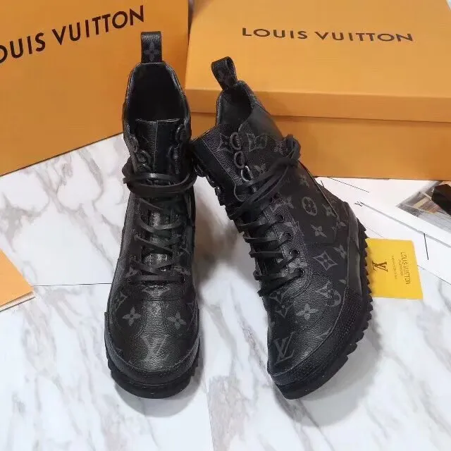Louis Vuitton Monogram Toile Bottes de Travail Lacées Hautes 4
