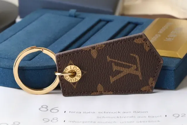 Louis Vuitton Monogram Canvas কী ট্যাগ কার্ড ধারক 6
