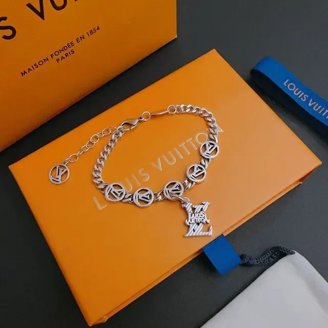 Louis Vuitton Monogram Chain Bracelet Silver Metal Bracelet 3