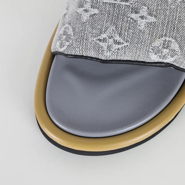 Louis Vuitton Monogram Fabric Strap Slipper 5