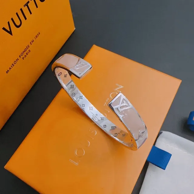 Louis Vuitton Monogram Flower Bangle Silver and Pink Enamel Bracelet 7