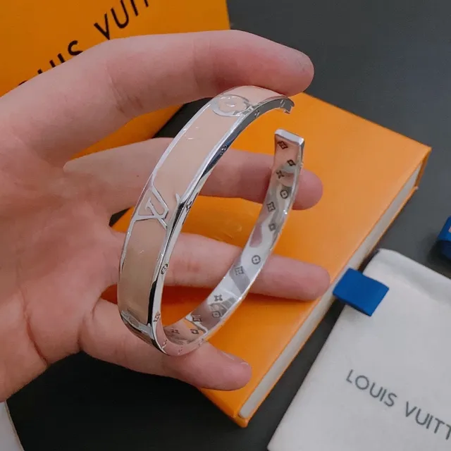 Louis Vuitton Monogram Flower Bangle Silver and Pink Enamel Bracelet 9