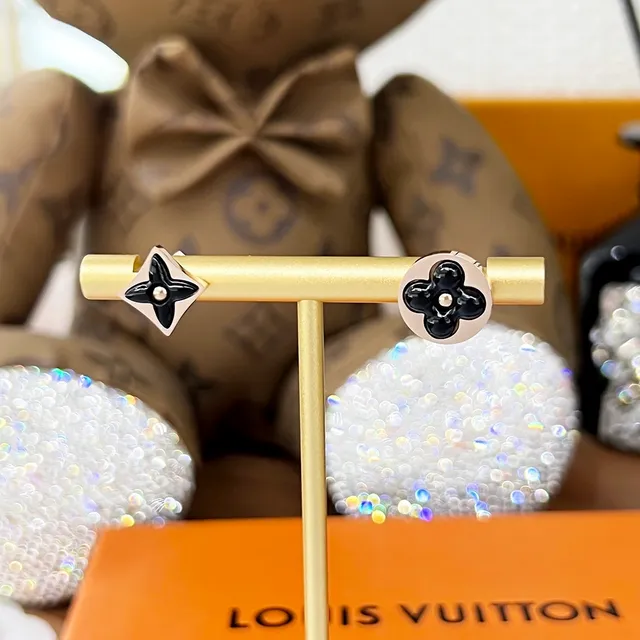 Louis Vuitton Monogram Flower Black Enamel Gold-Tone Stud Earrings 2