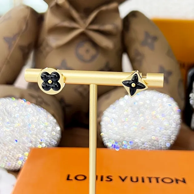Louis Vuitton Monogram Flower Black Enamel Gold-Tone Stud Earrings 4