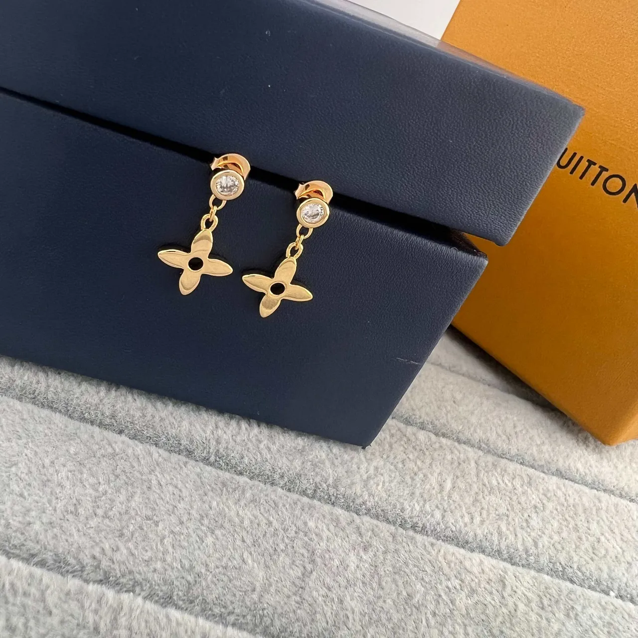 Louis Vuitton Monogram Flower Crystal Stud Dangling Earrings 5