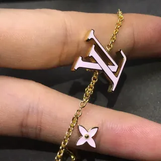 Louis Vuitton Monogram Flower Enamel Gold-Tone Chain Ring