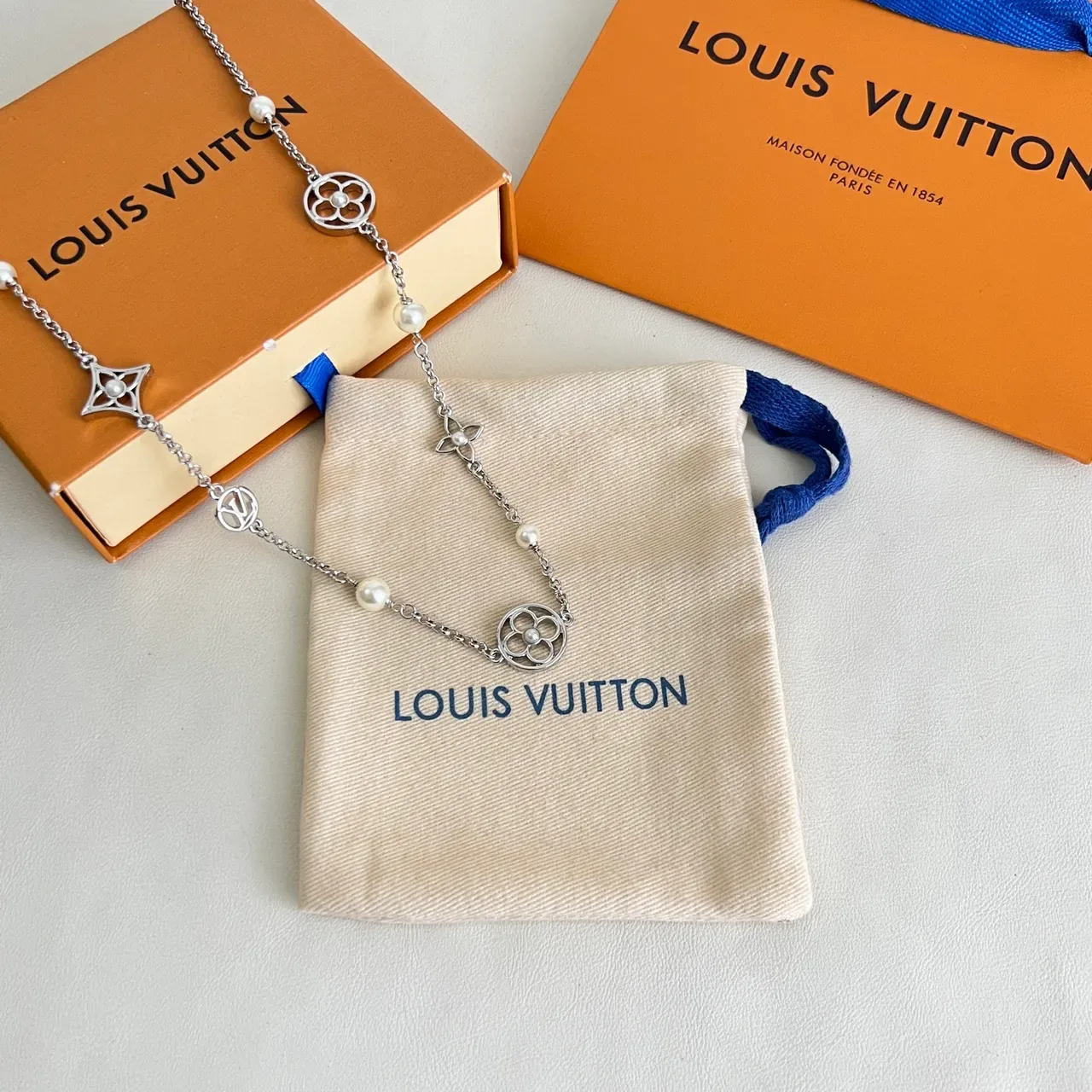 Louis Vuitton Monogram Flower Pearl Chain Necklace 6