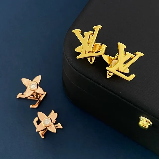 Louis Vuitton Monogram Flor Ouro Rosa e Ouro Amarelo Crystal Pearl Brincos 6