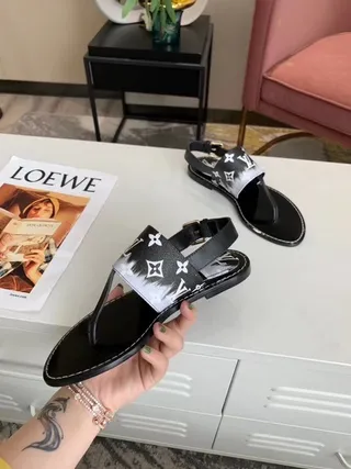 Louis Vuitton Monogram Gradient Strap Thong Casual Sandals 8