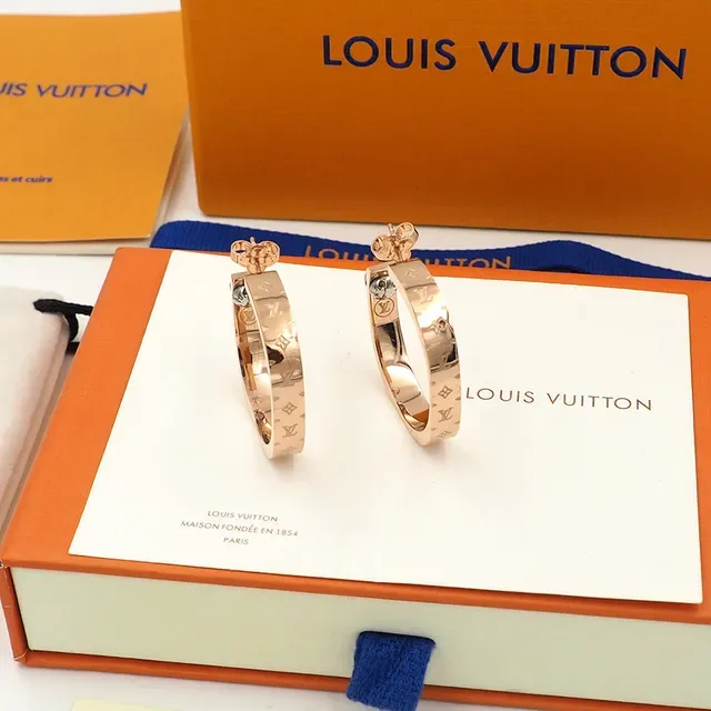 Louis Vuitton Monogram Hoop Gold Wide Earrings 7