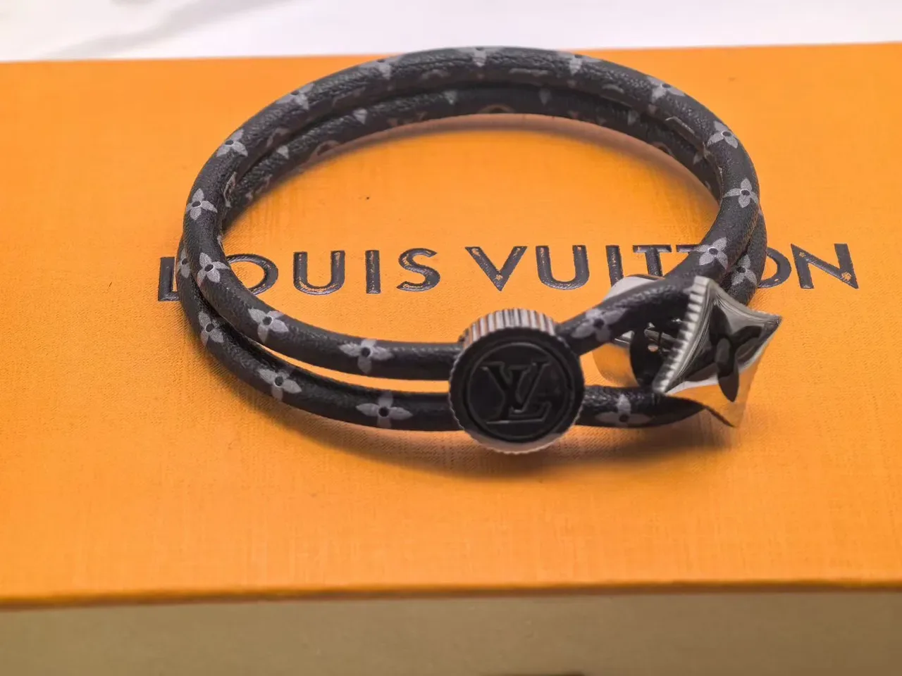 Louis Vuitton Monogram Leather Bracelet Black Red Double-Wrap Cord Bracelet 5