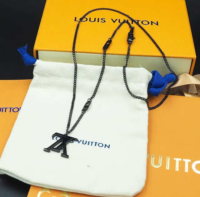 Louis Vuitton Monogram Pendant Silver Gold Chunky Chain Necklace 6