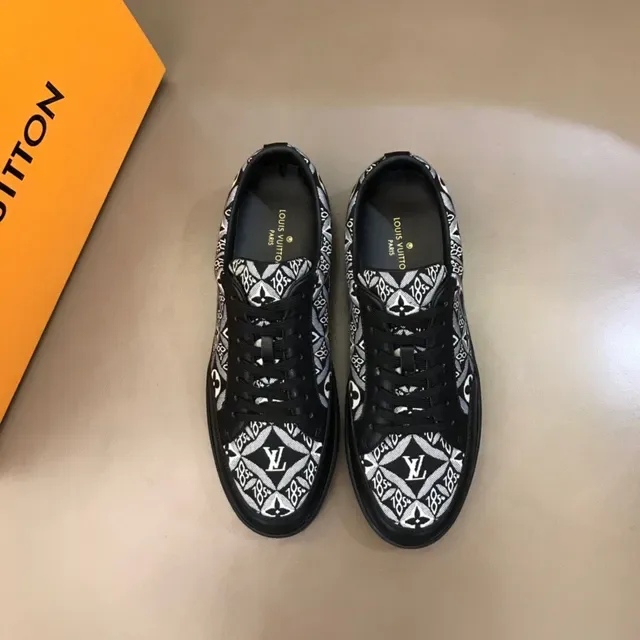Louis Vuitton Monogram Print Noir Lifestyle Sneakers 9