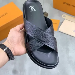 Louis Vuitton Monogram काले स्लाइड चप्पल