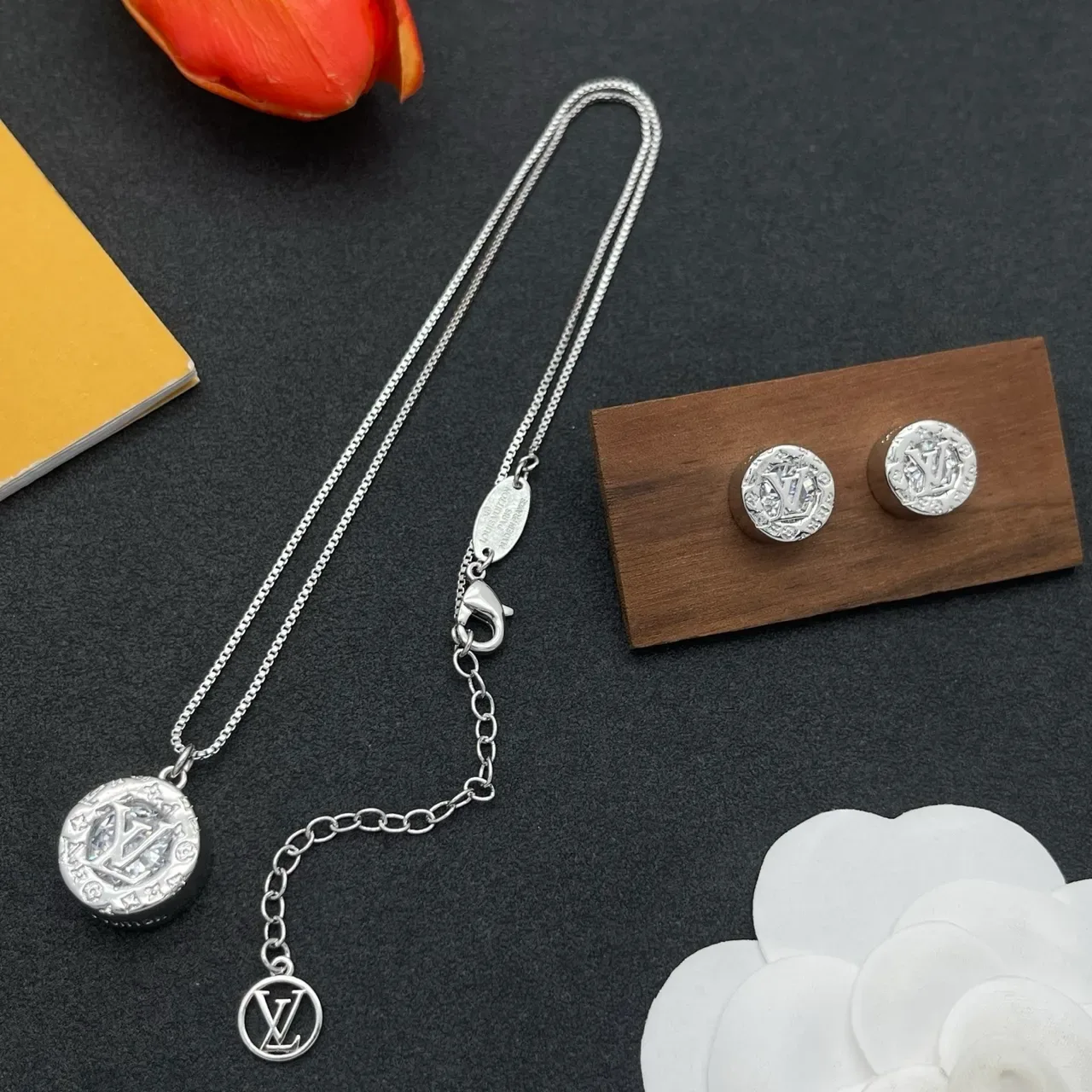 Louis Vuitton Monogram Stud Silver Transparent Circular Earrings 4