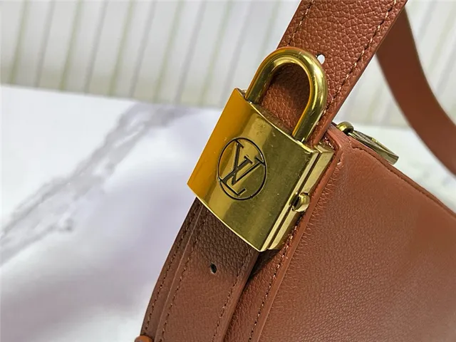 Louis Vuitton Moon Belt Bag Black Pebbled Leather Fashion Belt Bag 14