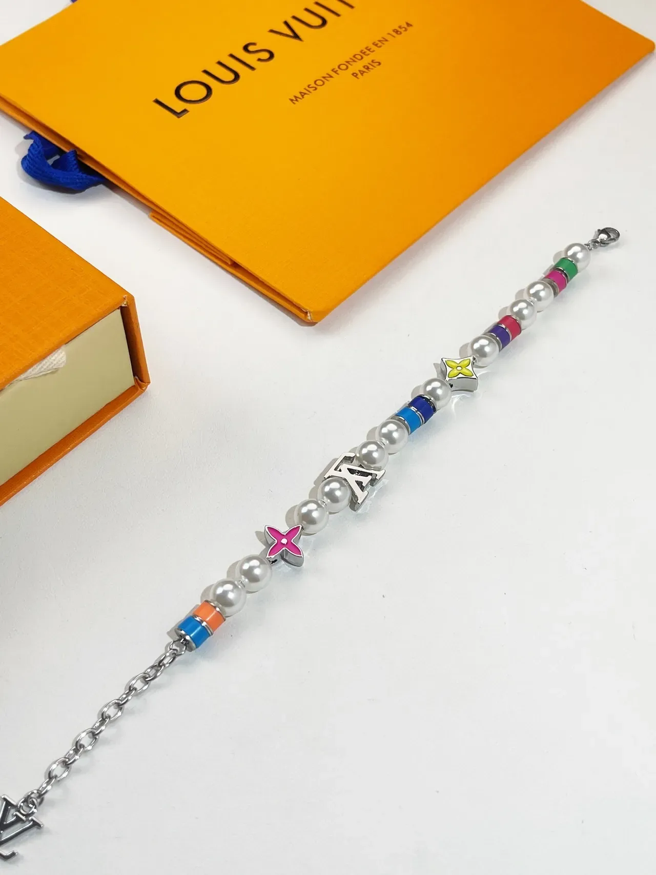 Louis Vuitton Multicolor Enamel Pearl Beaded Necklace 3