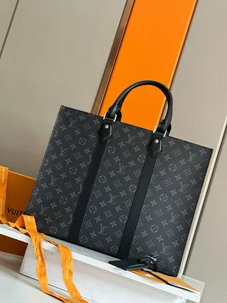 Louis Vuitton OnTheGo Bolsa tote preta monograma tela canvas 2