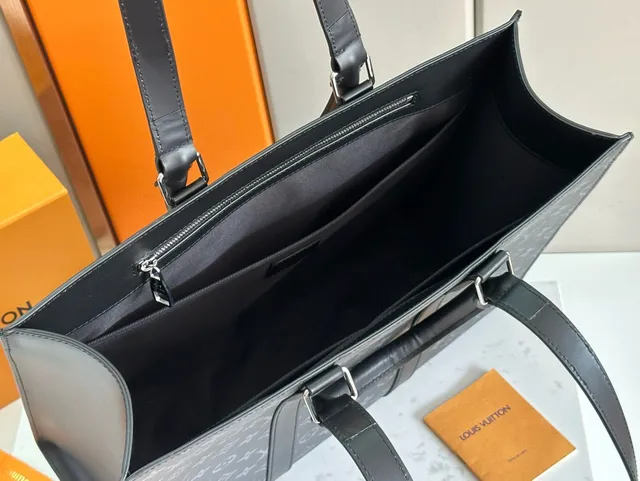Louis Vuitton OnTheGo Bolsa tote preta monograma tela canvas 3