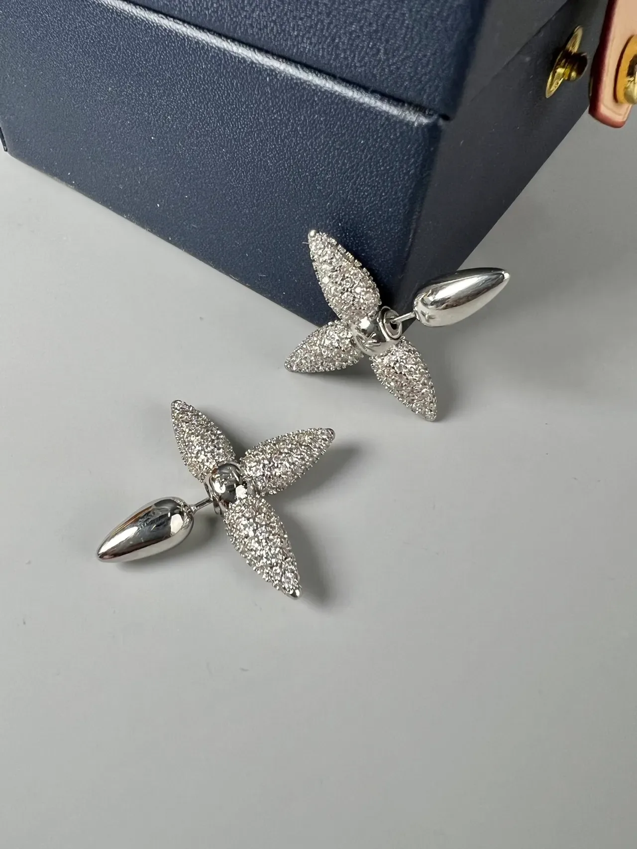 Louis Vuitton Pavé Crystal Petal Earrings 6