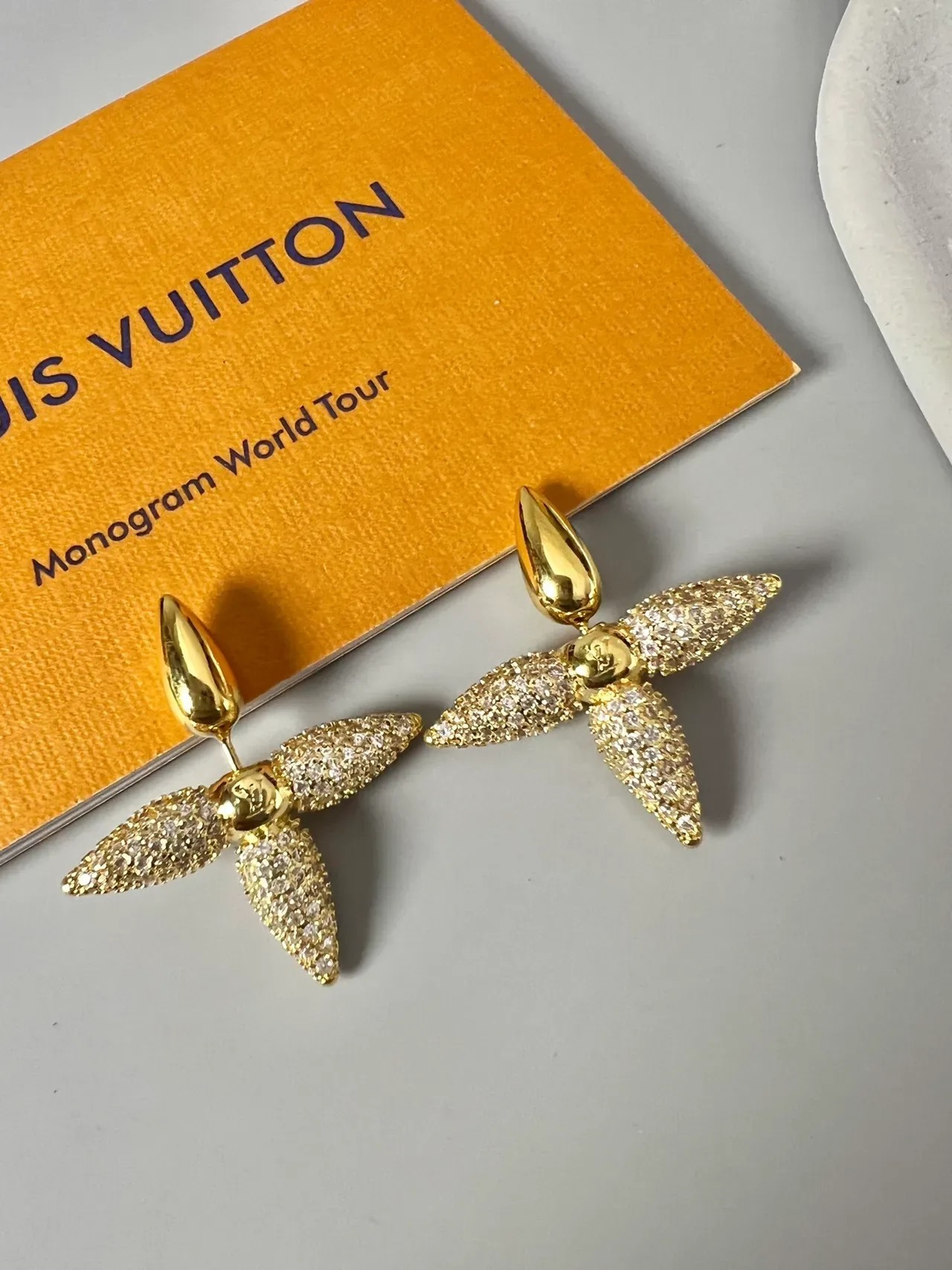Louis Vuitton Pavé Crystal Petal Earrings 8