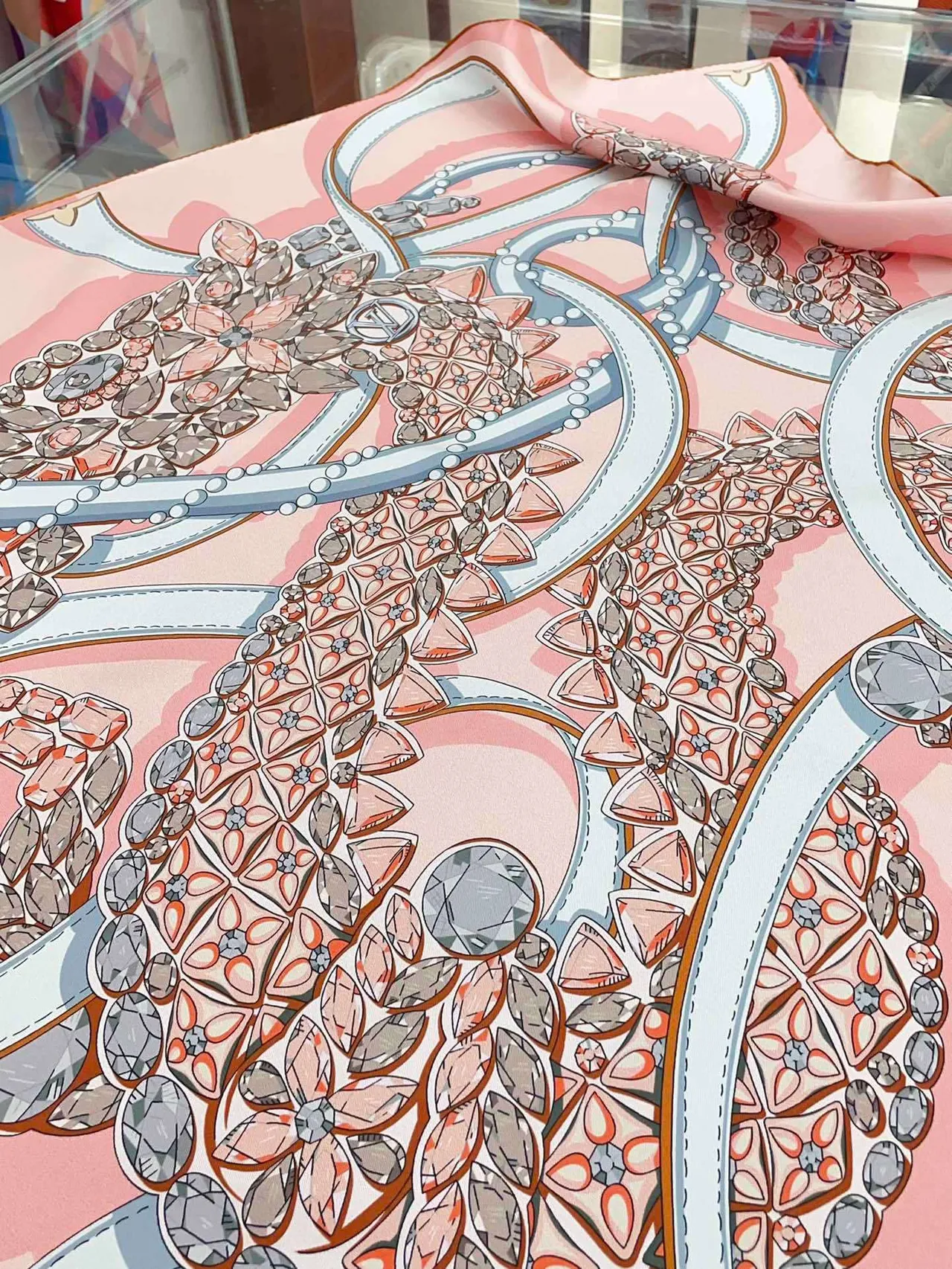 Louis Vuitton Lenço de seda estampado Floral-Gem 6