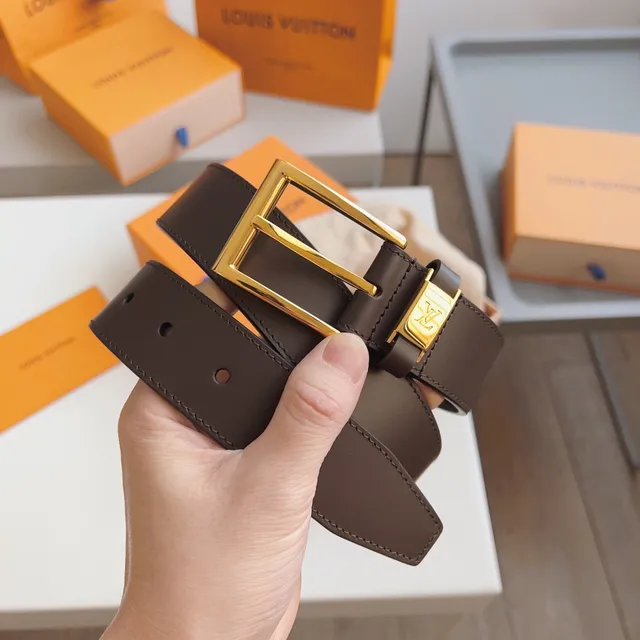 Louis Vuitton Reversible Two-Tone Leather Belt 9