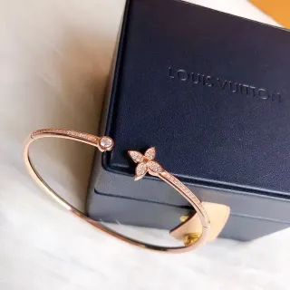 Louis Vuitton Oro Rosa Pavé Floral Brazalete Abierto