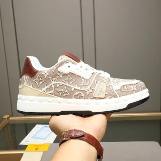 Louis Vuitton Run Away beige monograma lona estilo de vida zapatillas