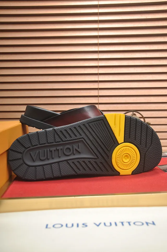 Louis Vuitton Run Away Black Burgundy Crossed Leather Straps Gradient Ombre Finish Slippers 3