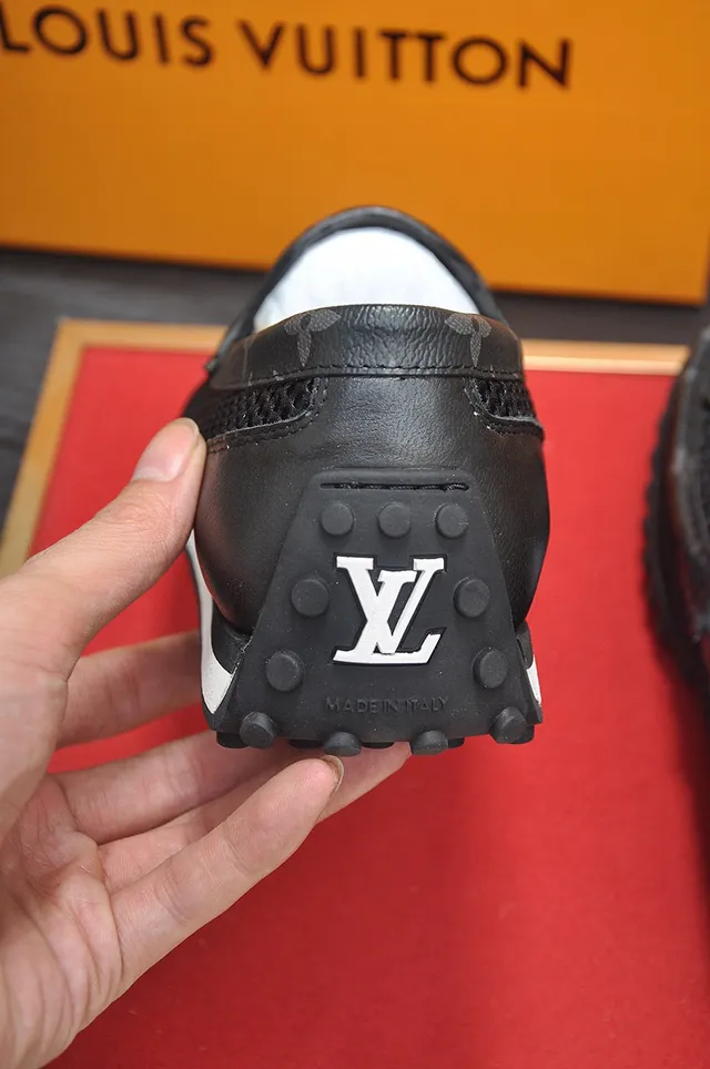 Louis Vuitton Run Away Black Mesh Boat Shoe 9