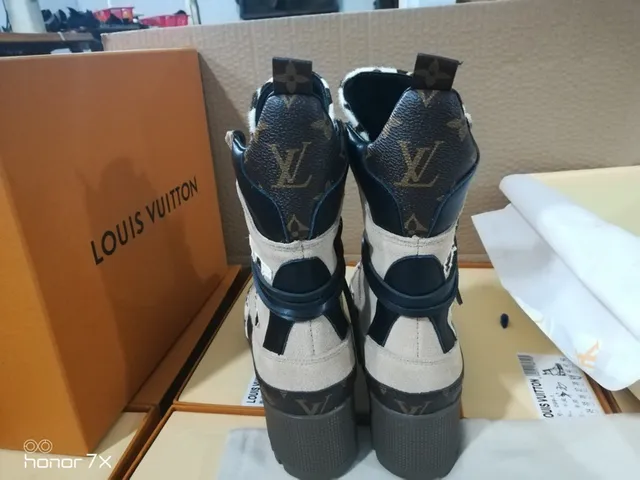 Louis Vuitton Run Away Boot Beige Leopard-Print Ankle Boots 4