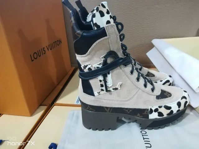 Louis Vuitton Run Away Boot Beige Leopard-Print Ankle Boots 8