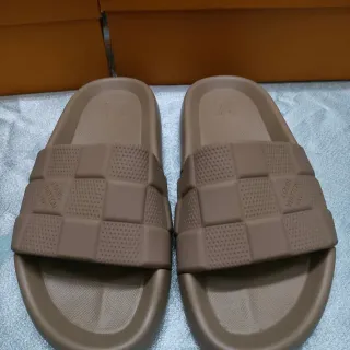 Louis Vuitton Run Away Checkerboard Taupe zapatillas