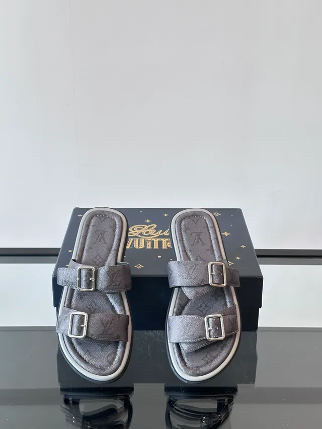Louis Vuitton Run Away Monogram Double-Strap Buckle Casual Sandals 5