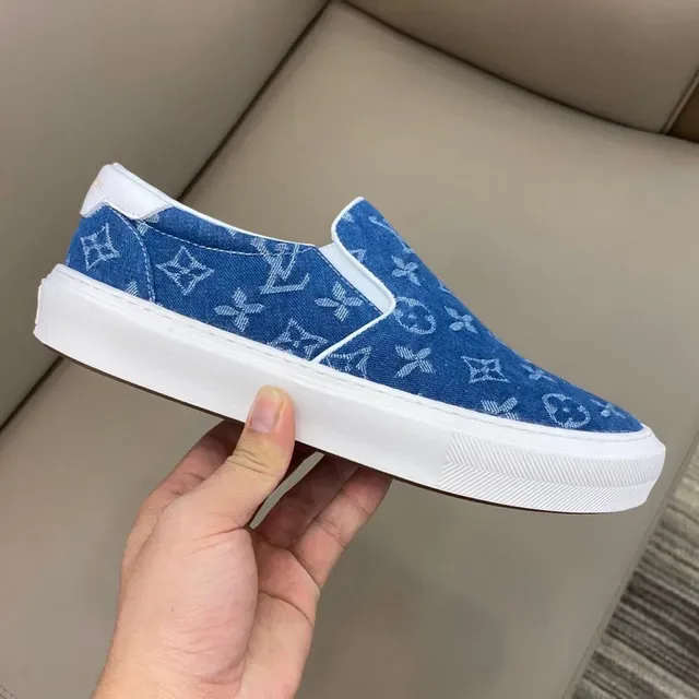 Louis Vuitton Run Away Slip-On Denim Monogram Sneakers Lifestyle Bleues 5