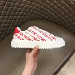 Louis Vuitton Run Away Zapatillas Lifestyle Blancas y Rojas con Impresión de Logo
