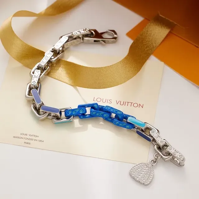 Louis Vuitton Silver Blue Chunky Link Chain Monogram-Engraved Metal Bracelet 2