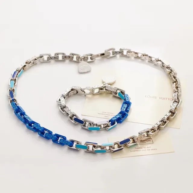 Louis Vuitton Silver Blue Chunky Link Chain Monogram-Engraved Metal Bracelet 9