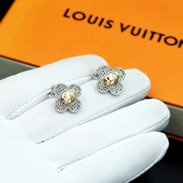 Louis Vuitton Silver Gold Four-Petal Clover Silhouette Pavé Crystal Setting Earrings 6