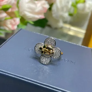 Louis Vuitton Silver Gold Pavé Crystal Five-Petal Floral Ring