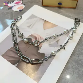 Louis Vuitton Silver White Link Chain Cultured Pearl Accents Necklace