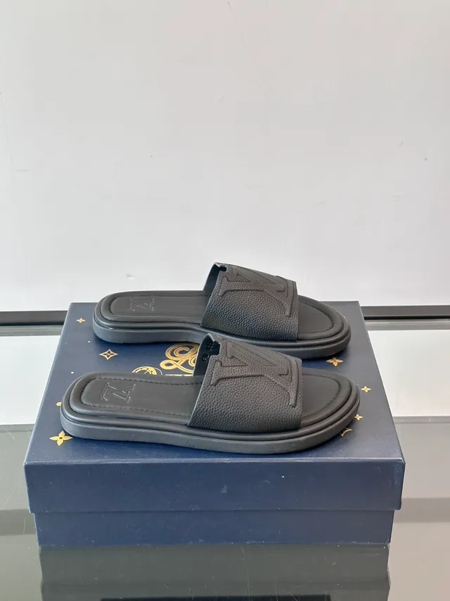 Louis Vuitton Slide Blue White Molded Rubber Sole Embossed Monogram Strap Slippers 17