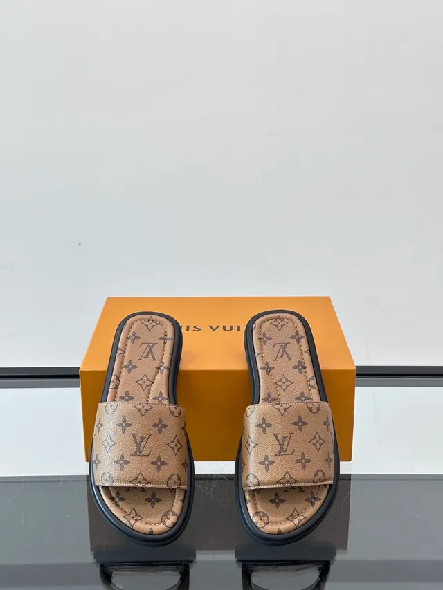 Louis Vuitton Slide Monogram Canvas Slippers 4
